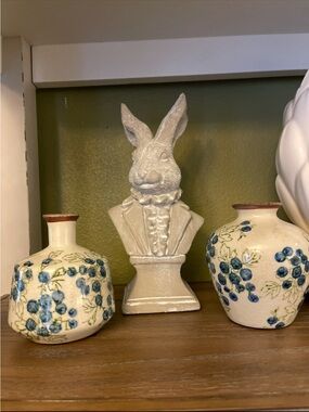 White Decorative Rabbit Bust Statue - Home Accents